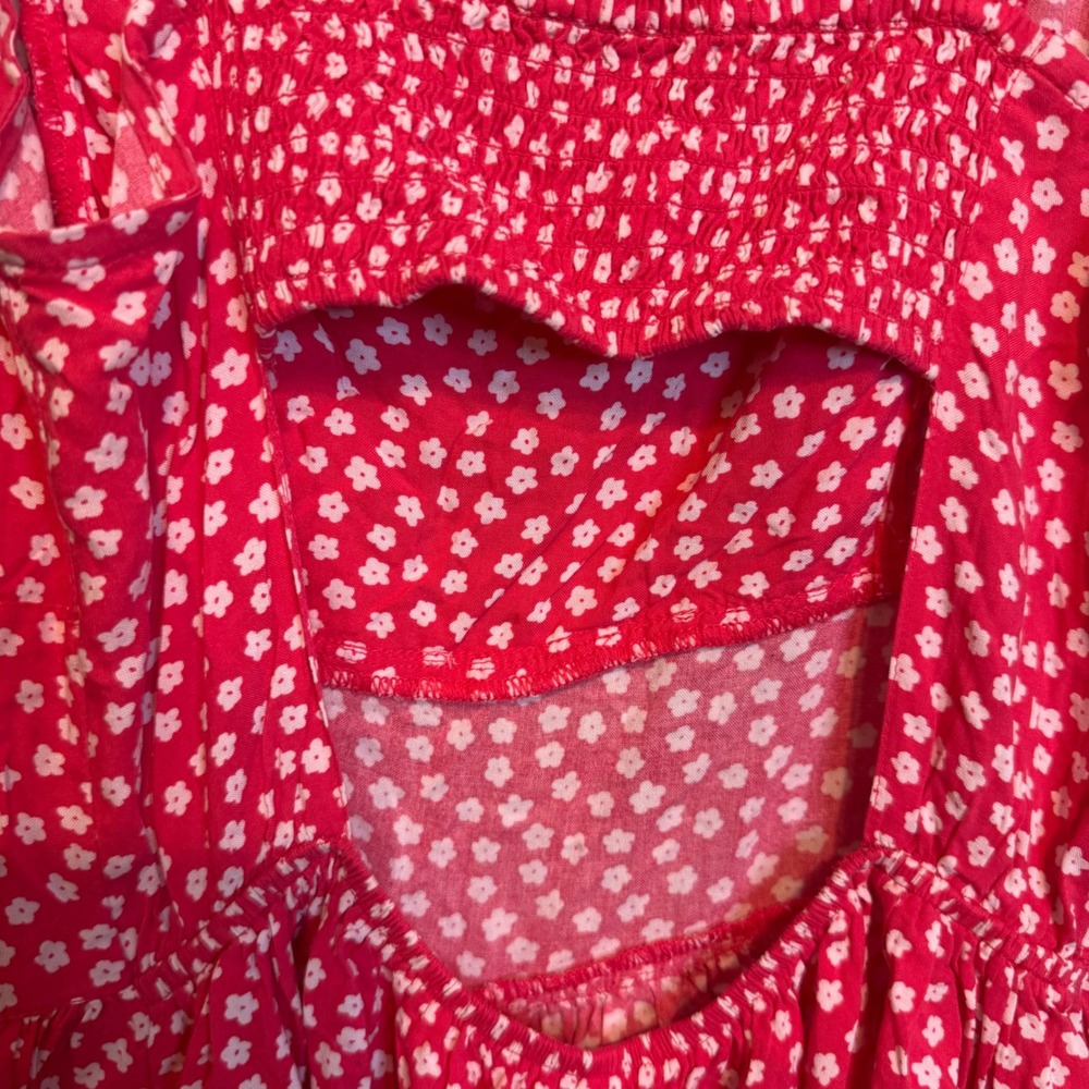 Hollister Womens Red White Ditsy Floral Cutout Smocked Back Summer Romper Size M - Picture 4 of 6